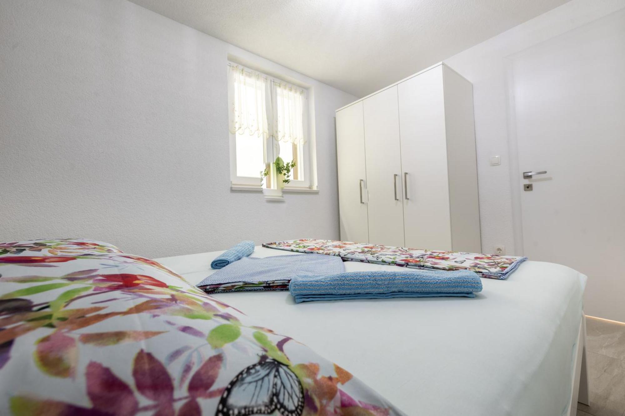 Apartmani Soldan Makarska Exterior foto